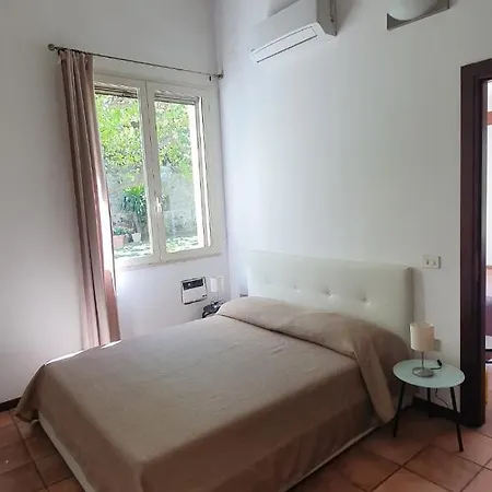 Casa Castagna Bed and Breakfast Caserta Buitenkant foto